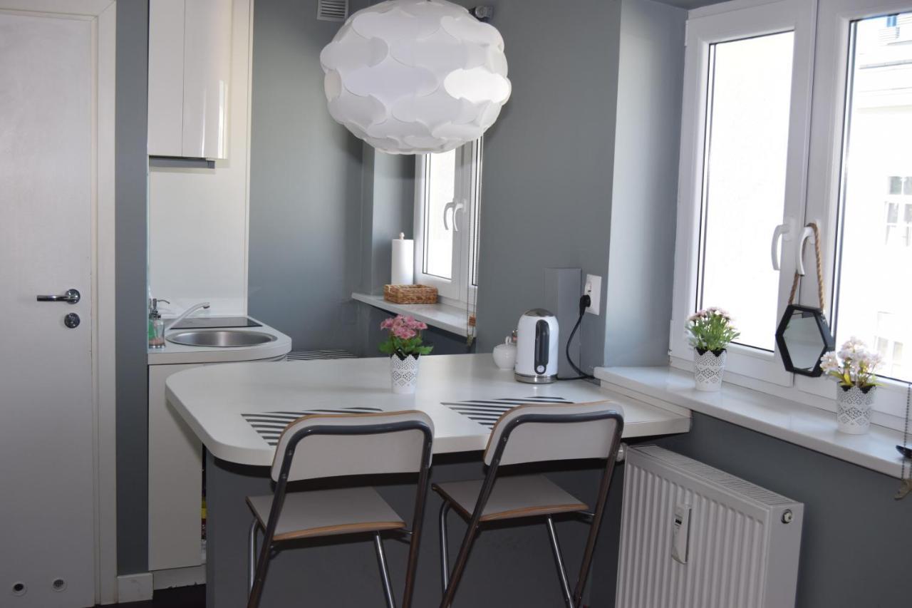 Be My Guest - Hoza Studio - Pkin Super Centrum Metro Wi-Fi Breakfast Varsavia Esterno foto